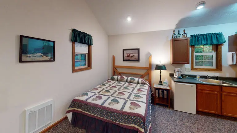 Woods Edge Cabin